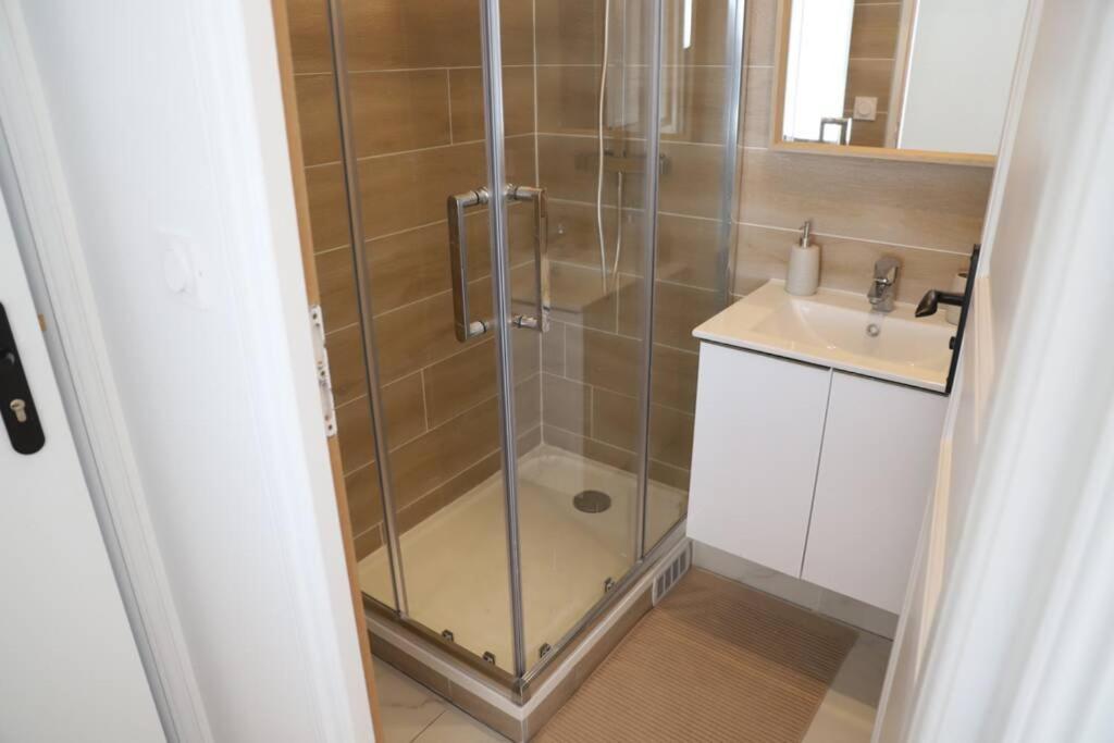 Cocon Family Apartman Louvres Kültér fotó
